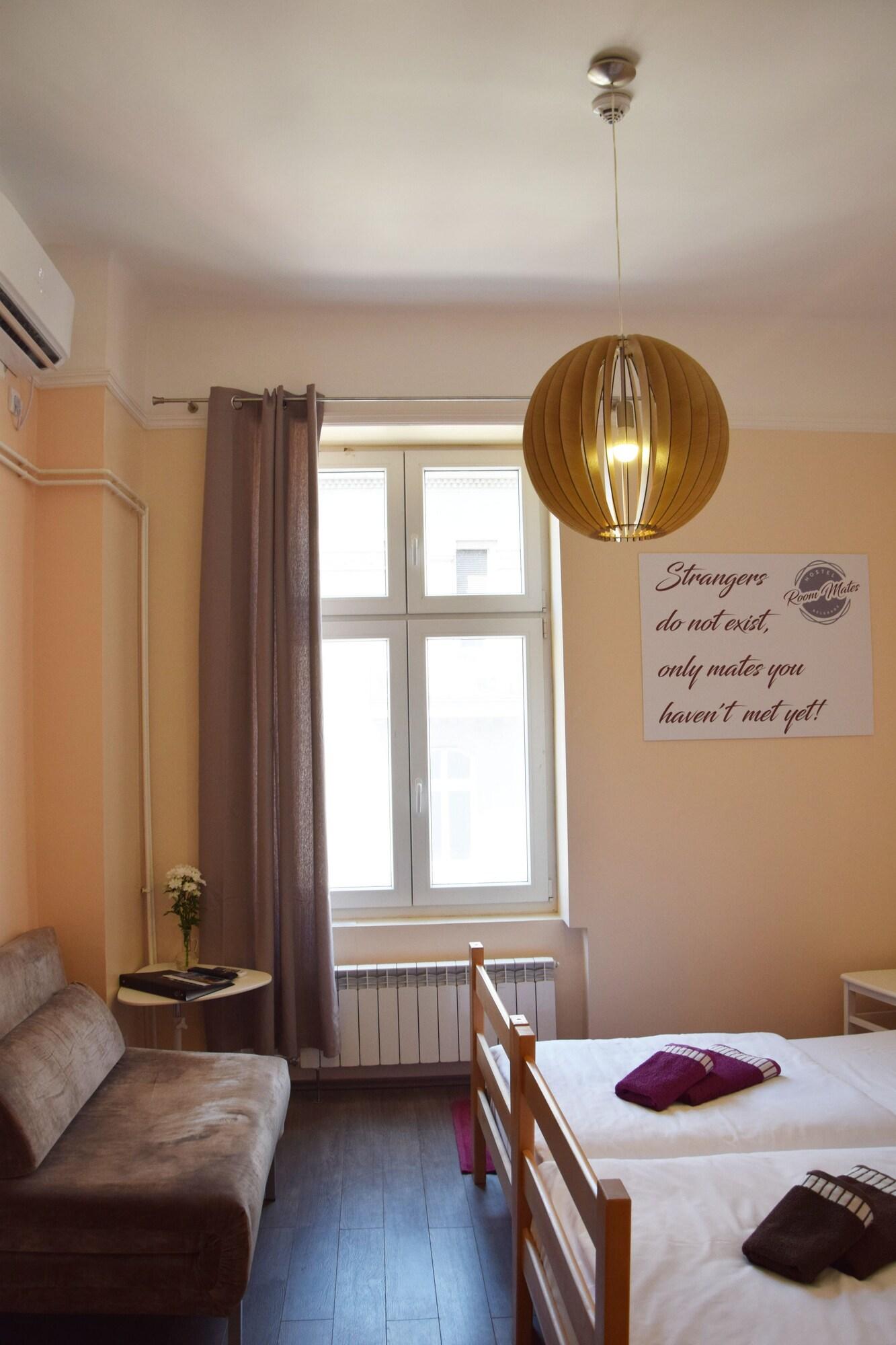 Roommates Hostel بلغراد المظهر الخارجي الصورة