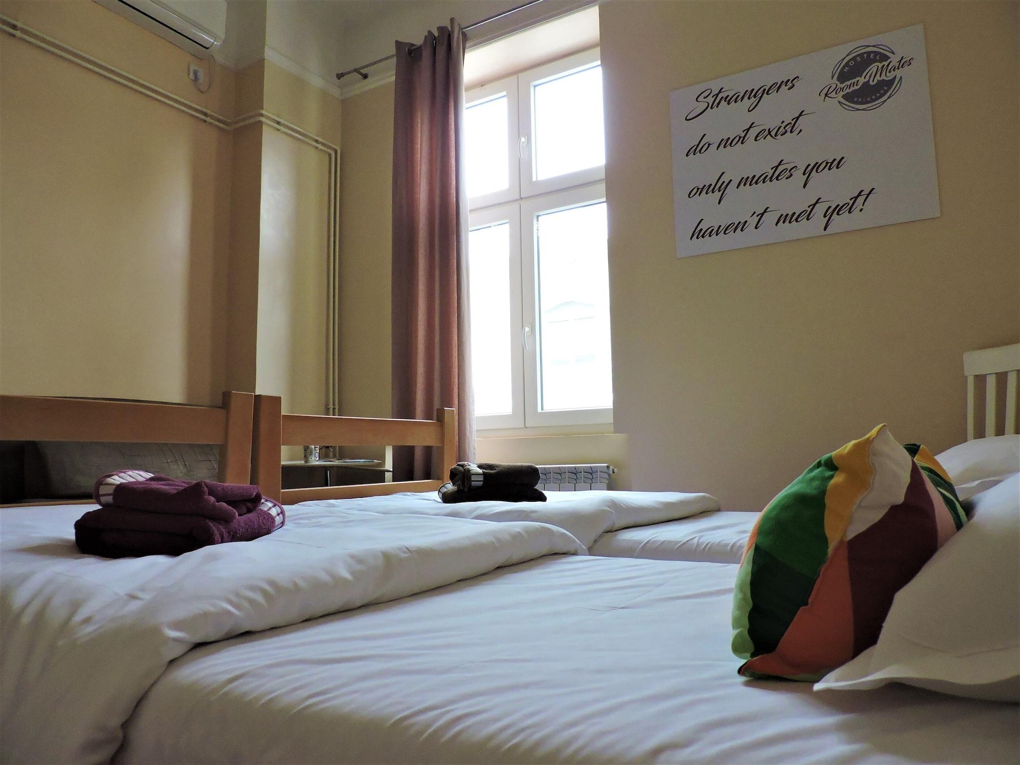 Roommates Hostel بلغراد المظهر الخارجي الصورة