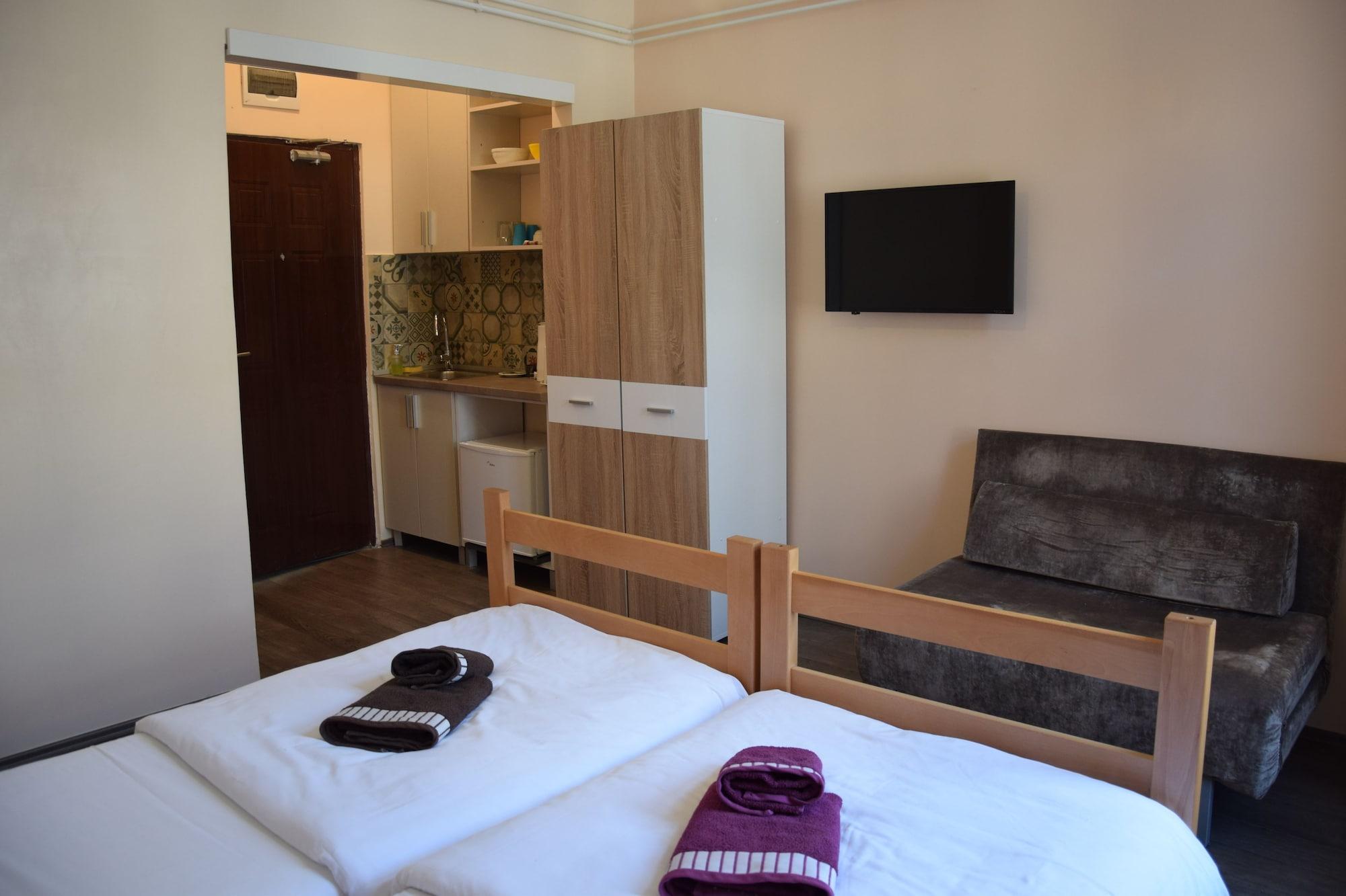 Roommates Hostel بلغراد المظهر الخارجي الصورة