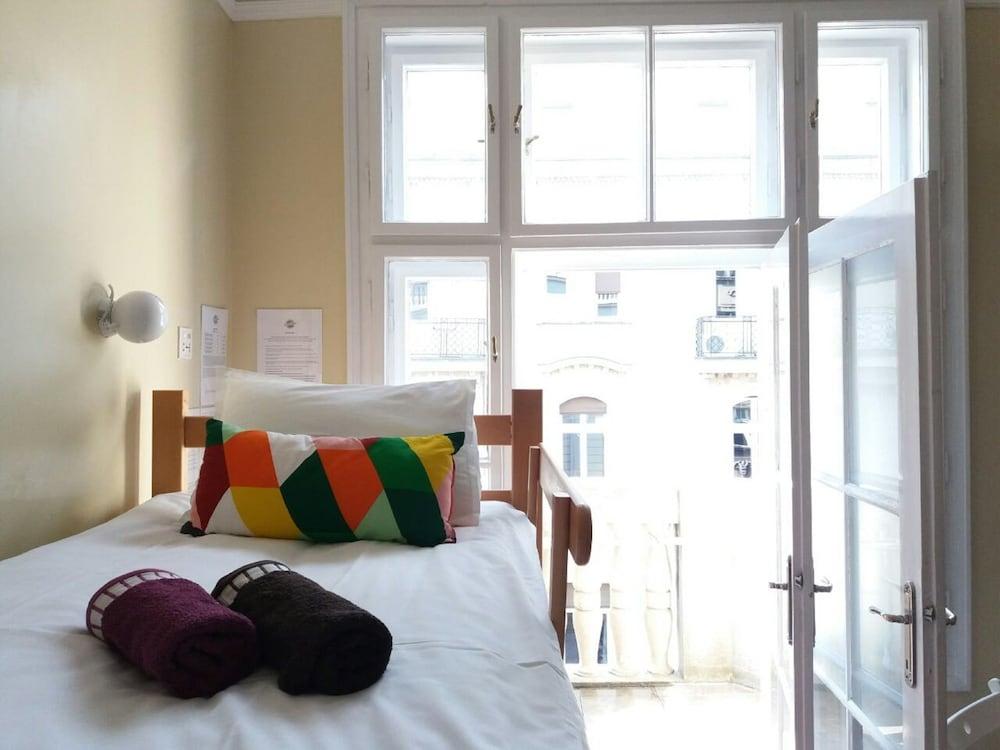 Roommates Hostel بلغراد المظهر الخارجي الصورة