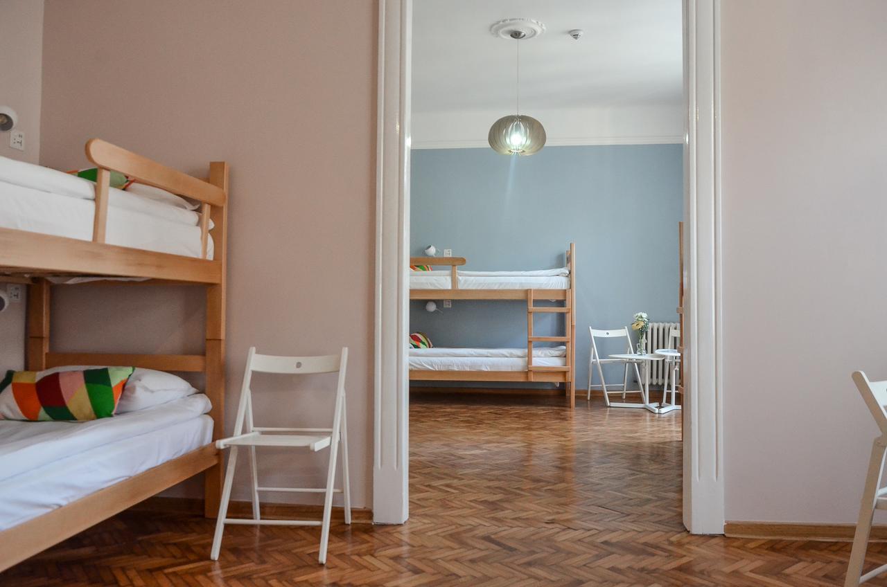Roommates Hostel بلغراد المظهر الخارجي الصورة